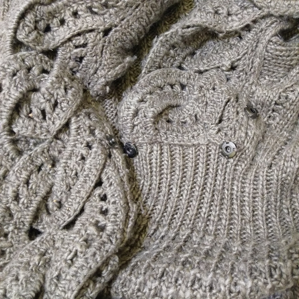 NorthStyle Grey/Taupe Cable Knit Cardigan - Picture 5 of 6